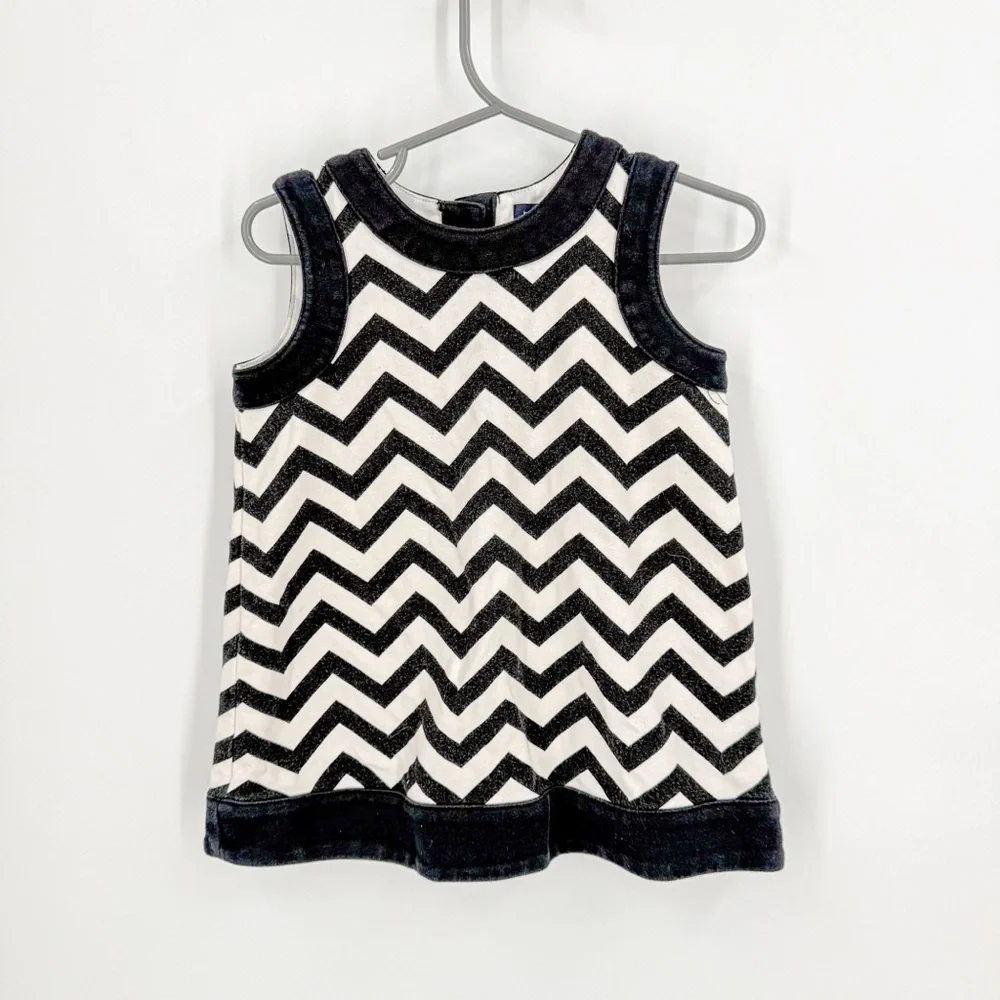 GAP Kids Black and White Chevron Casual Dress